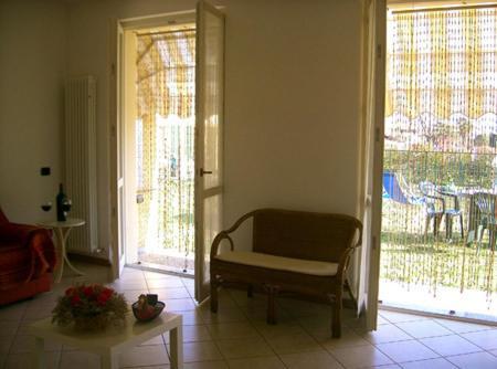 Appartamenti Maria Grazia Dongo Kamer foto